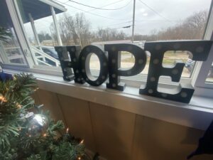 Appliances arrive at Quincy's Hope House thanks to QND football players